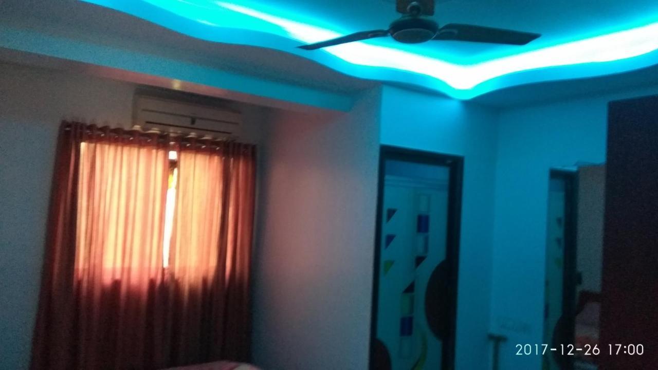 Agrawal Bhavan Budget Stay Only For Indians Mumbai Exterior photo